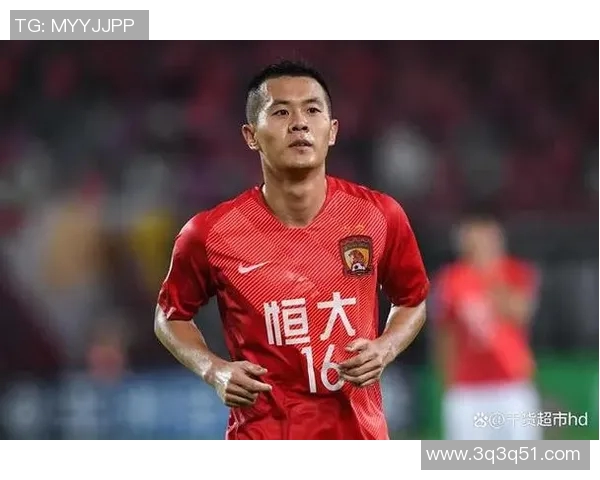 18号球衣背后的传奇足球明星是谁揭秘他的辉煌职业生涯与成就